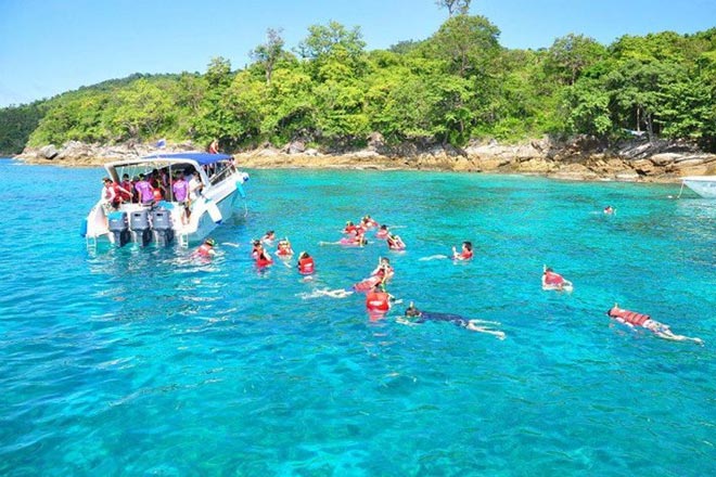 Raya & Coral Island by Speedboat