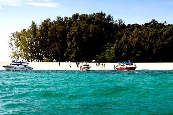 Phi Phi & Bamboo Islands Tour