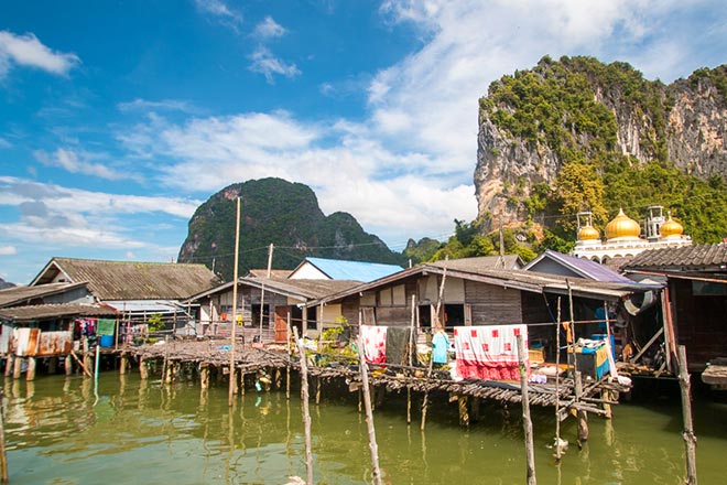 Private Long Tail Boat to James Bond