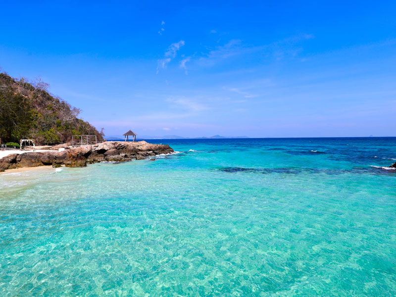 Private Catamaran Maiton and  Coral Islands